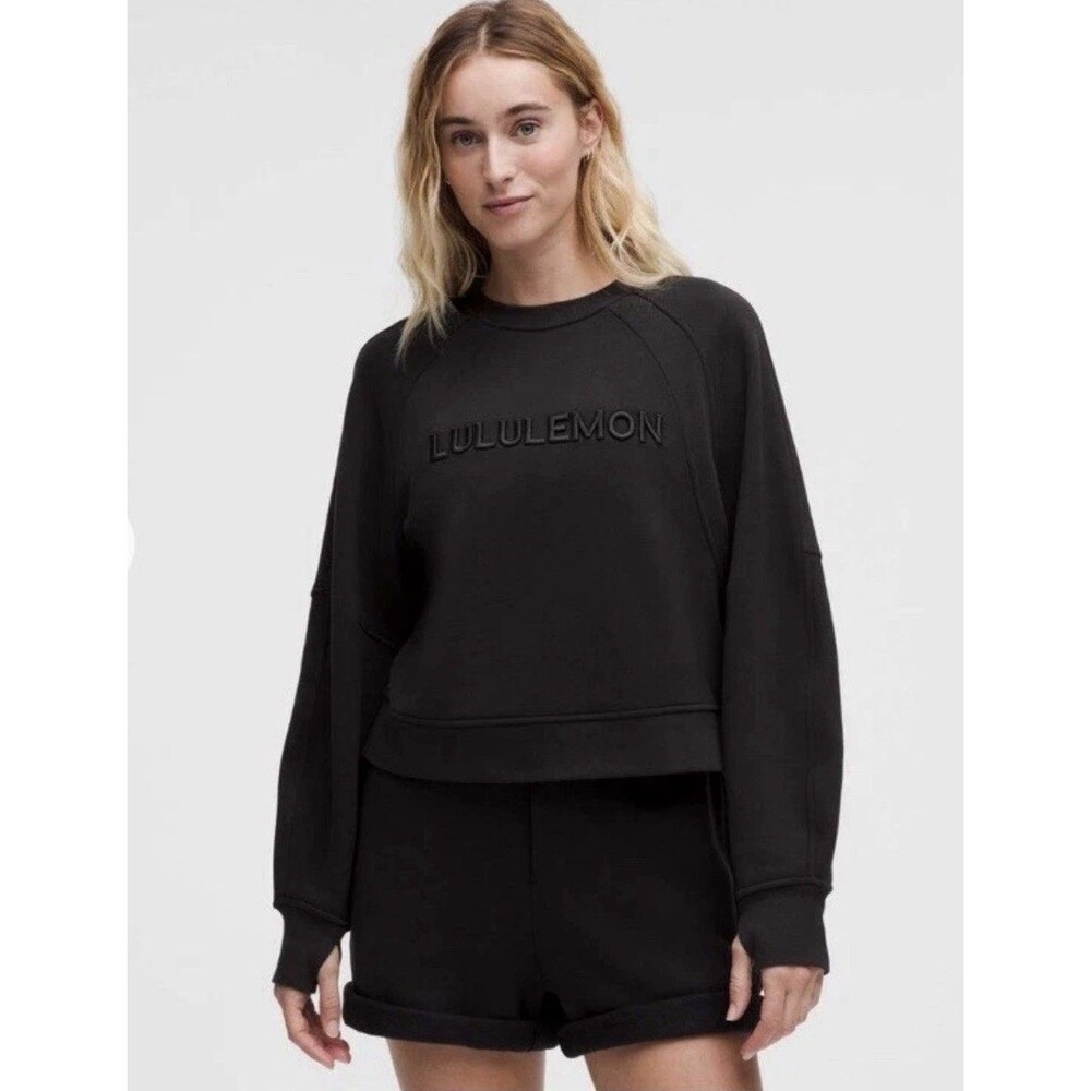 NWT Lululemon Scuba Oversized Pullover Wordmark Black xs/s